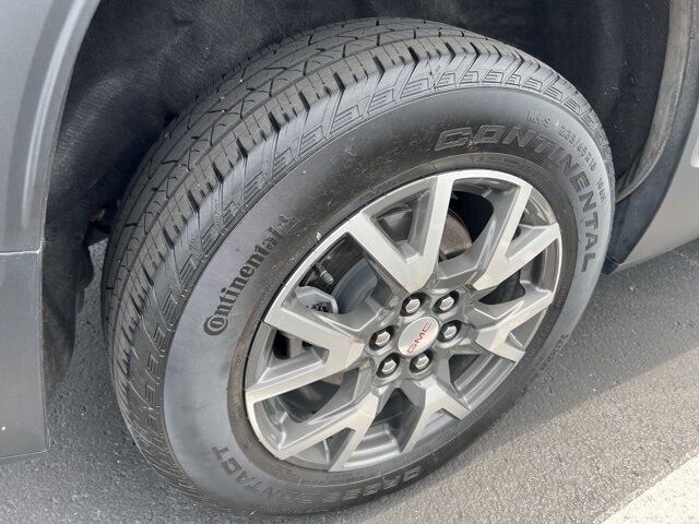 2023 GMC Acadia SLE Green Bay WI