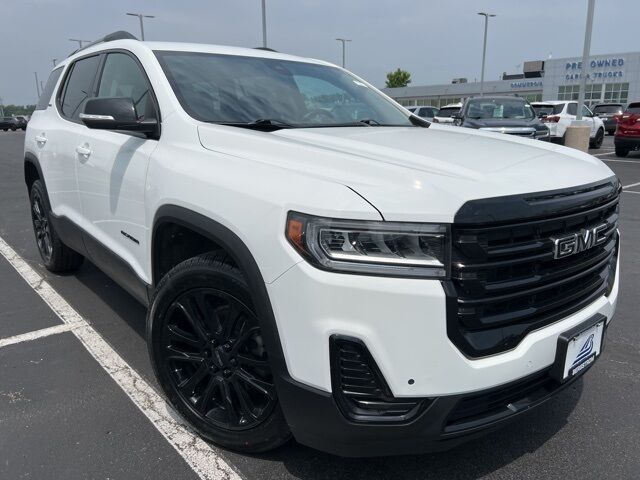 2023 GMC Acadia SLE Green Bay WI