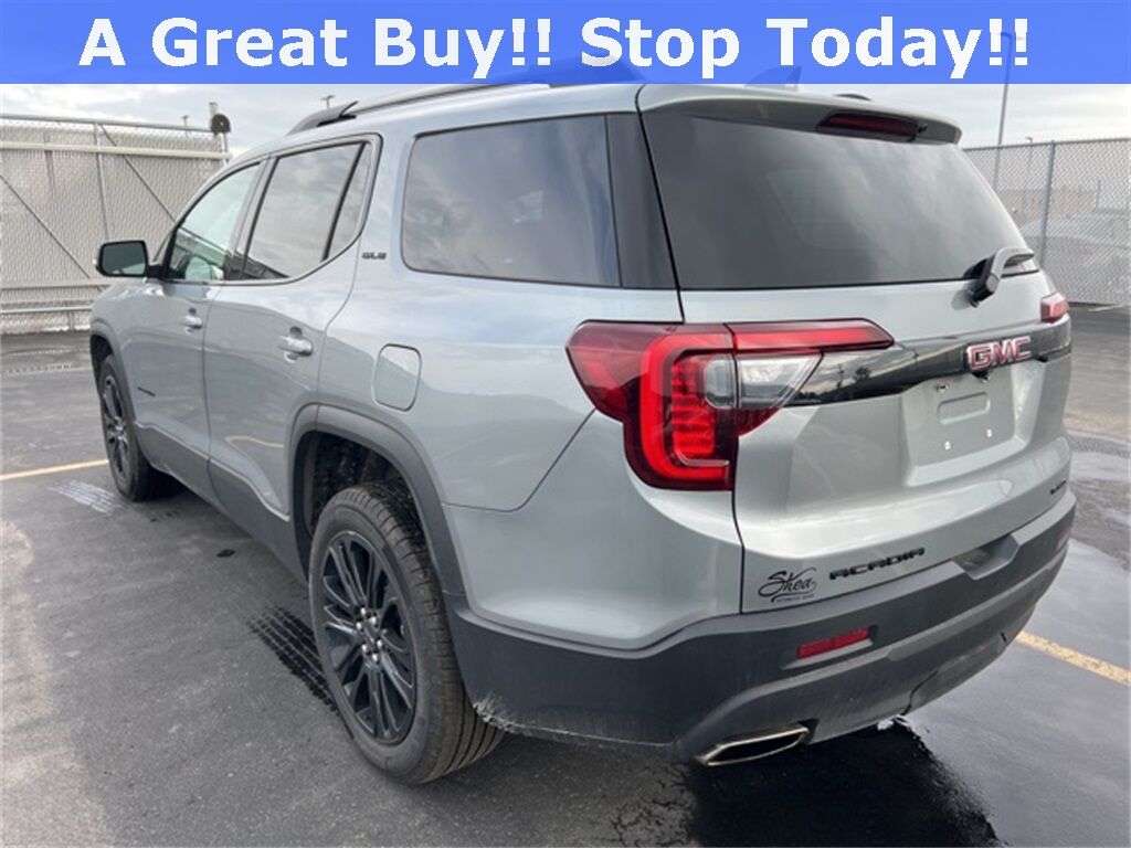 2023 GMC Acadia SLE Green Bay WI