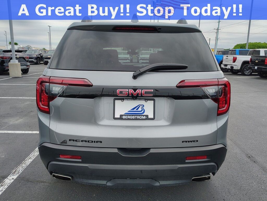 2023 GMC Acadia SLE Green Bay WI