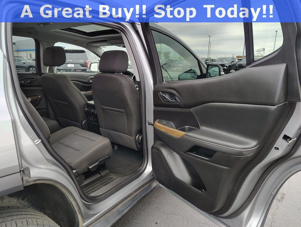 2023 GMC Acadia SLE Green Bay WI