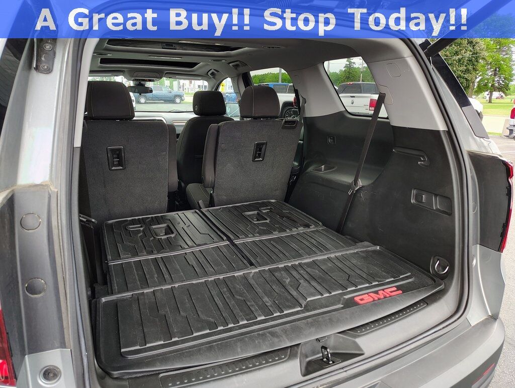 2023 GMC Acadia SLE Green Bay WI