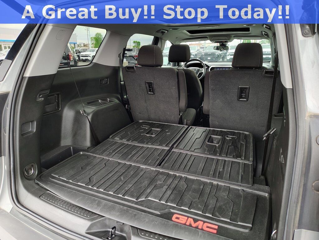 2023 GMC Acadia SLE Green Bay WI