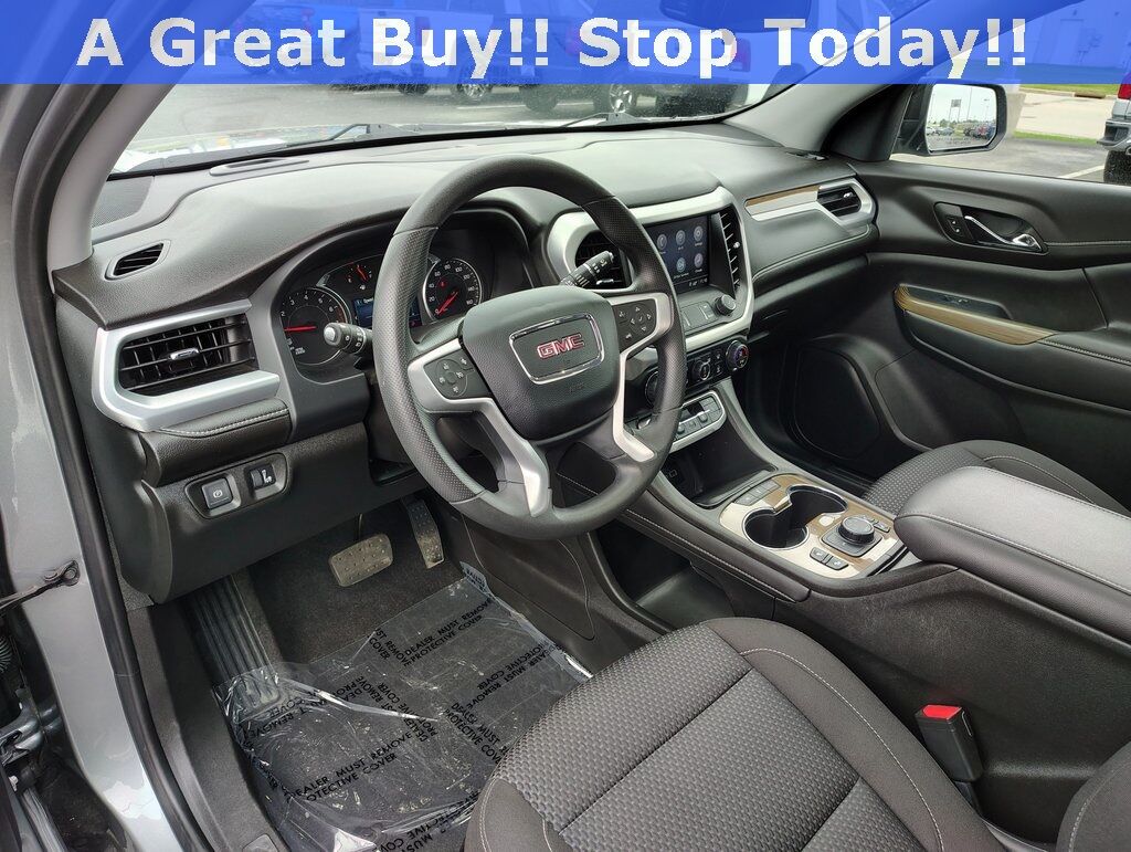 2023 GMC Acadia SLE Green Bay WI