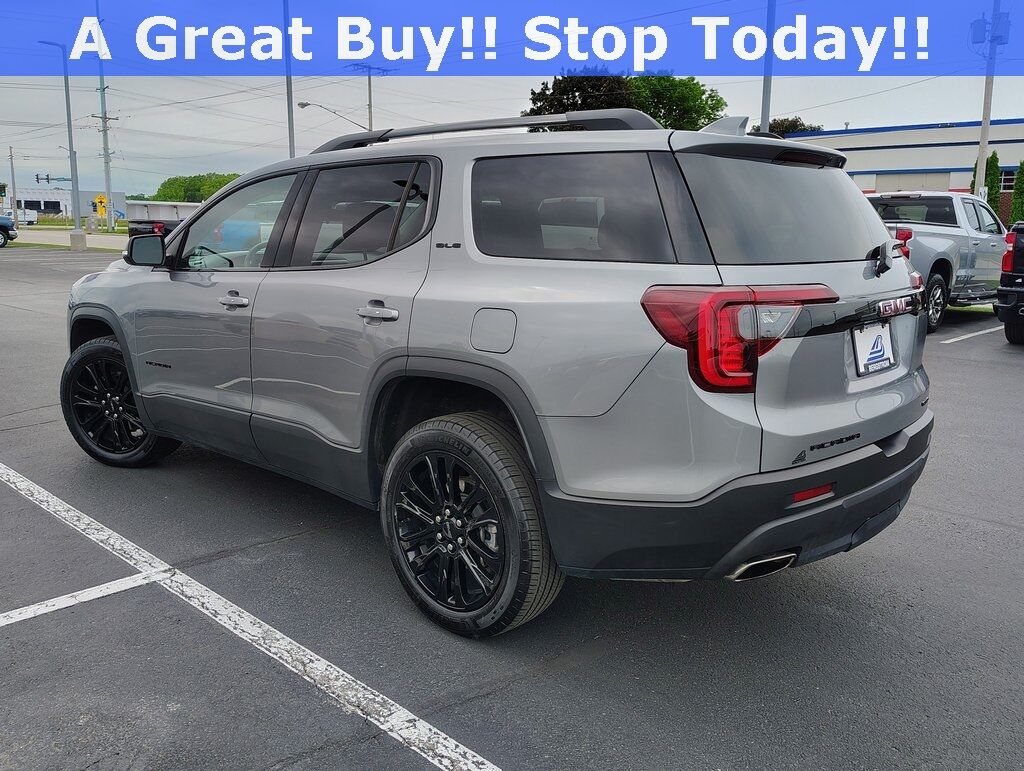 2023 GMC Acadia SLE Green Bay WI