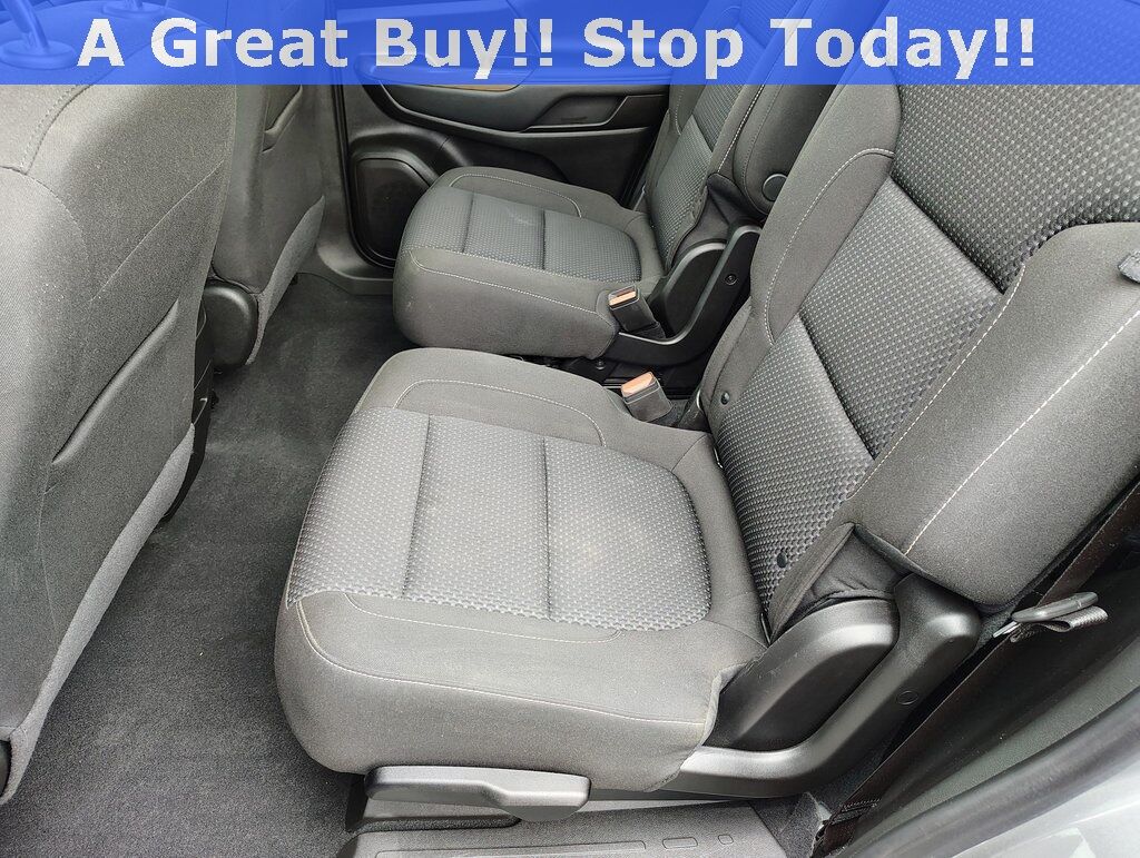 2023 GMC Acadia SLE Green Bay WI
