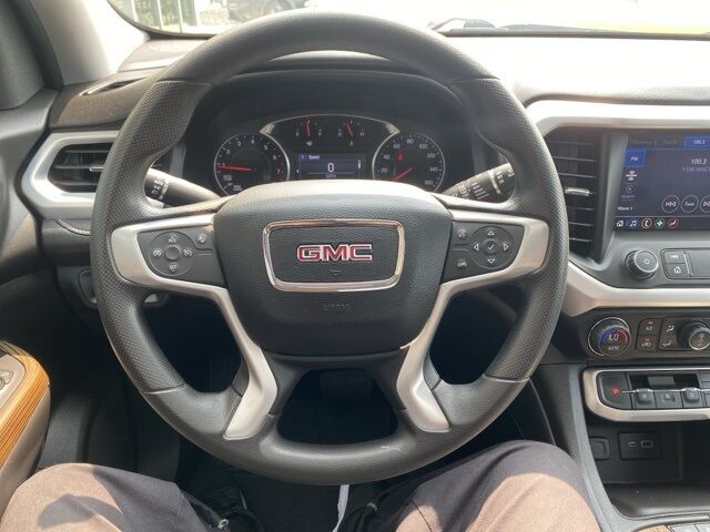 2023 GMC Acadia SLE Green Bay WI