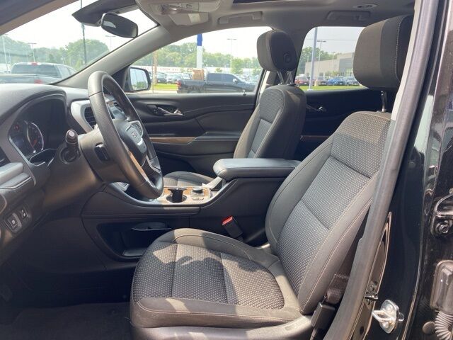 2023 GMC Acadia SLE Green Bay WI