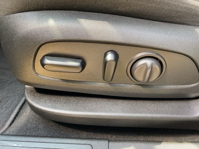2023 GMC Acadia SLE Green Bay WI