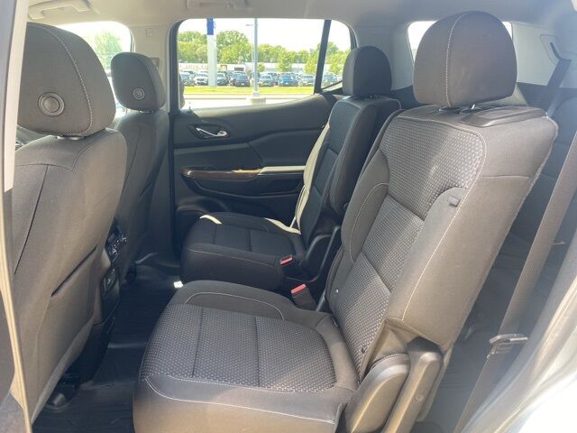 2023 GMC Acadia SLE Green Bay WI