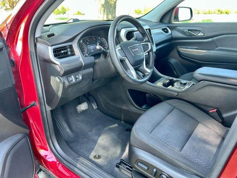 2023 GMC Acadia SLE Harper KS