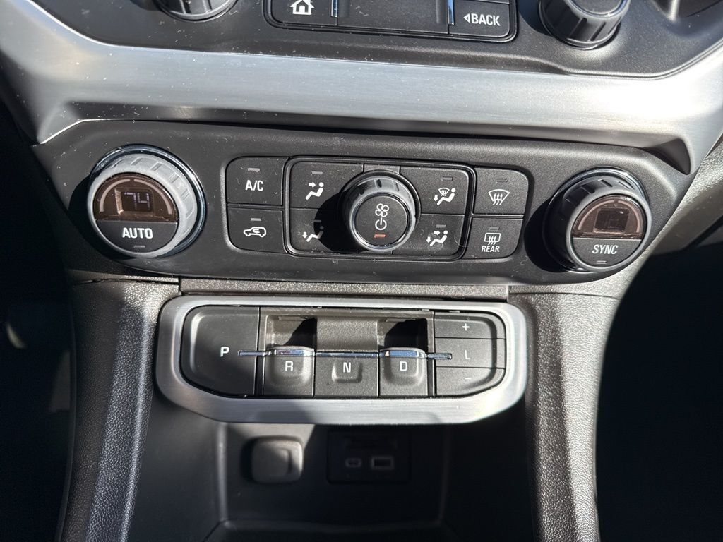 2023 GMC Acadia SLE Mount Joy PA