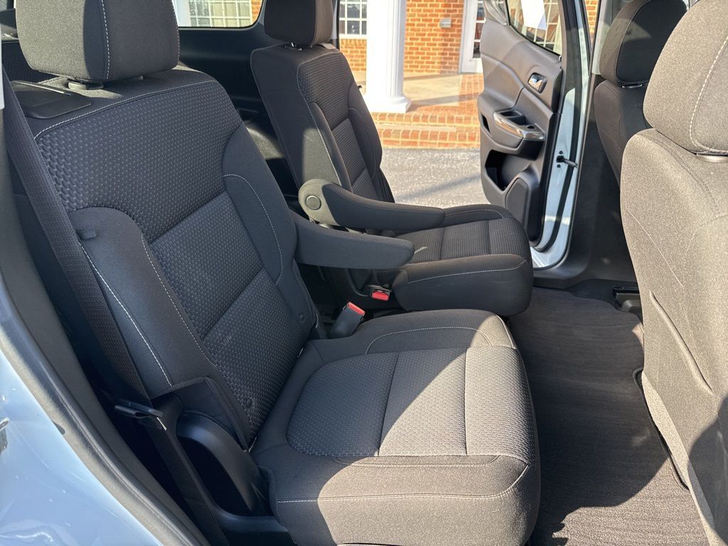 2023 GMC Acadia SLE Mount Joy PA