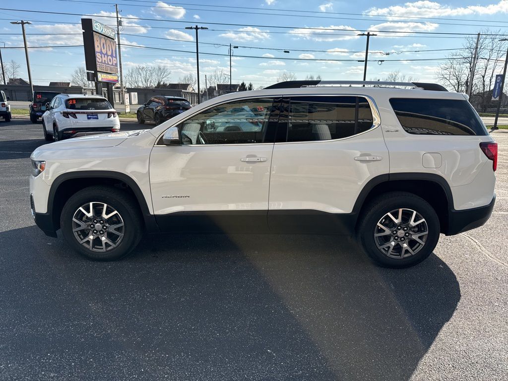 2023 GMC Acadia SLE