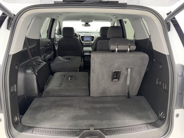 2023 GMC Acadia SLE Pine River MN