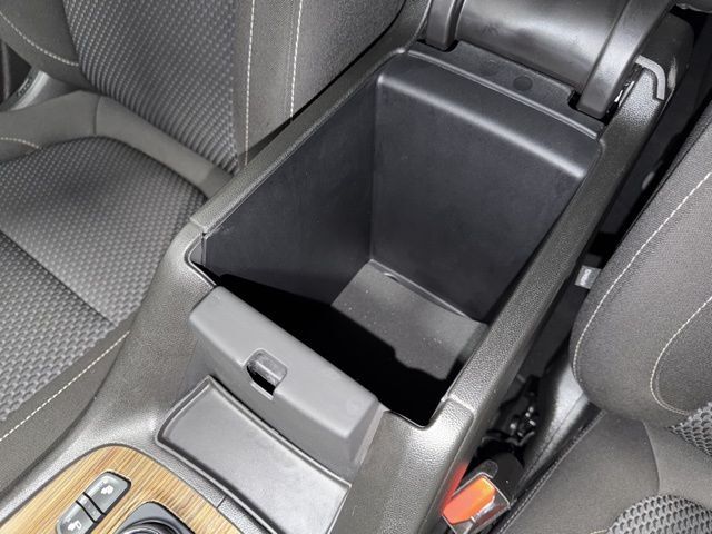 2023 GMC Acadia SLE Pine River MN