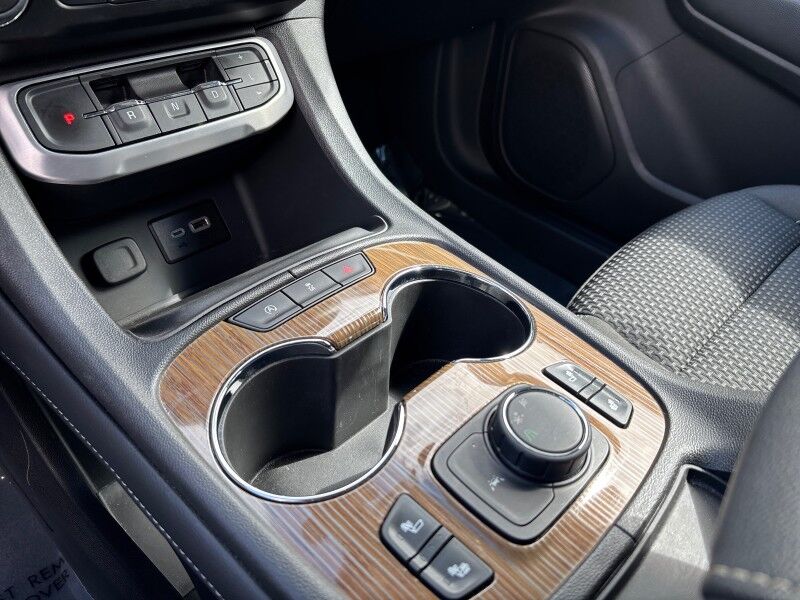 2023 GMC Acadia SLE Seffner FL