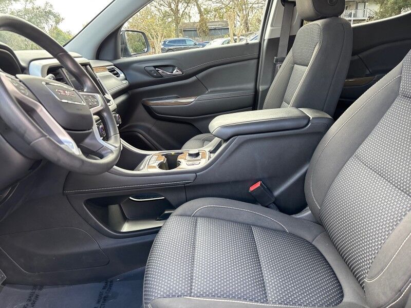 2023 GMC Acadia SLE Seffner FL