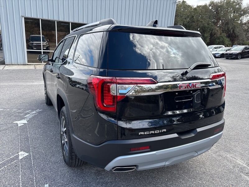 2023 GMC Acadia SLE Seffner FL