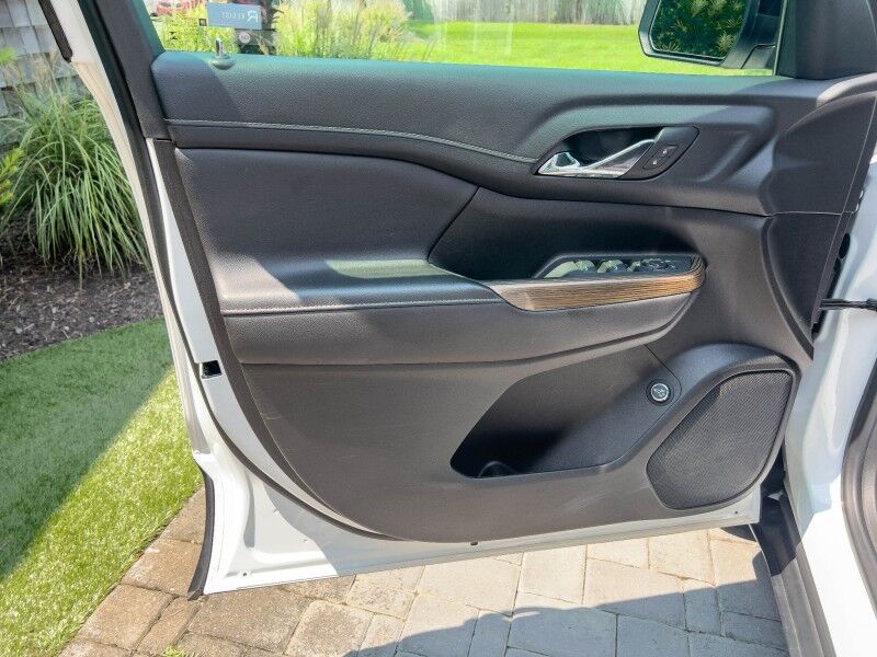 2023 GMC Acadia SLE Wilmington NC