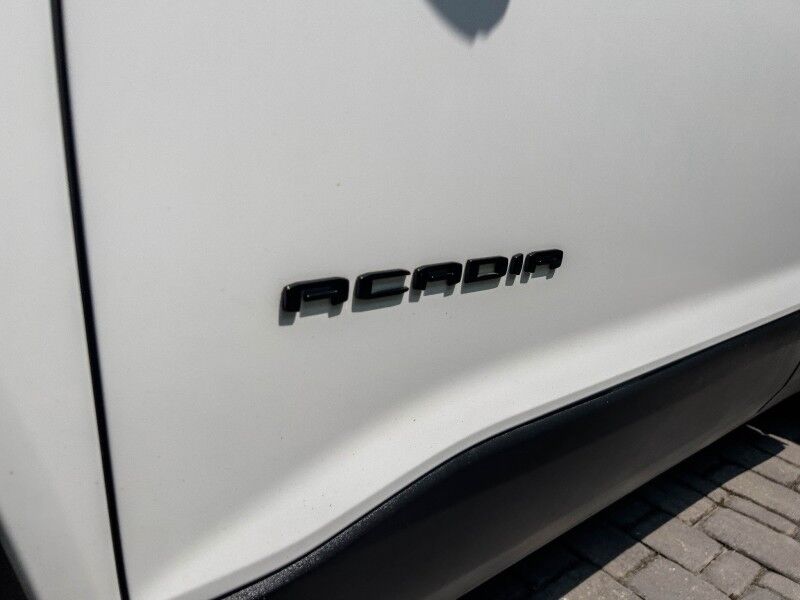 2023 GMC Acadia SLE Wilmington NC