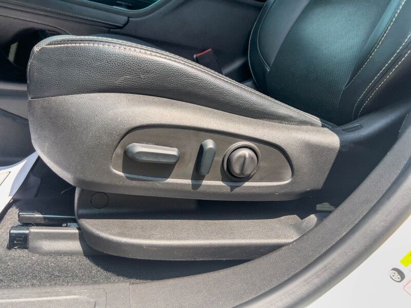 2023 GMC Acadia SLE Wilmington NC