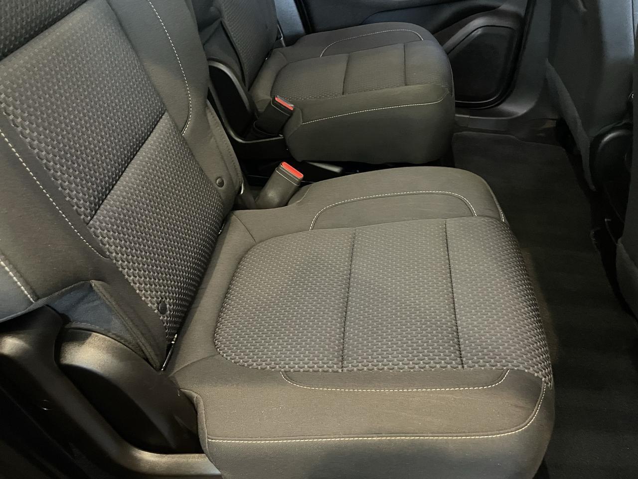 2023 GMC Acadia SLE Stafford VA