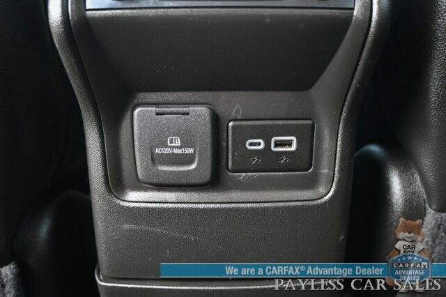2023 GMC Acadia SLT / AWD / Auto Start / Power & Heated Leather Seats / NAV / Bose Speakers / Lane Departure & Blind Spot Alert / Rear Captain Chairs /3rd Row / Seats 6 / Apple CarPlay & Android Auto / Back Up Camera / 1-Owner Anchorage AK