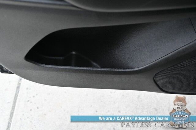 2023 GMC Acadia SLT / AWD / Auto Start / Power & Heated Leather Seats / Navigation / Bose Speakers / Lane Departure & Blind Spot / Apple CarPlay & Android Auto / Block Heater / 3rd Row / Captain Chairs / 27 MPG / 1-Owner Anchorage AK