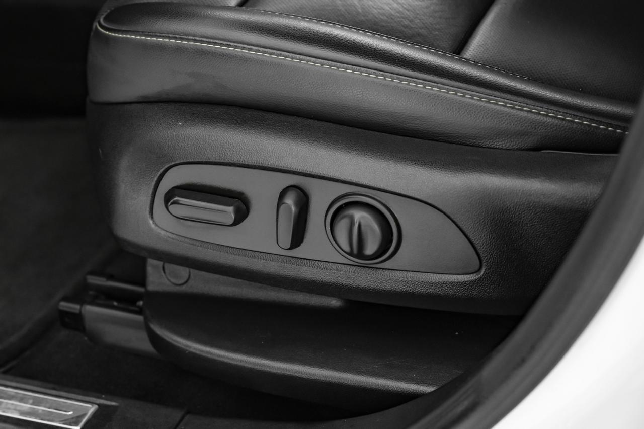 2023 GMC Acadia SLT AWD GMC PRO SAFETY PLUS BLIND SPOT ASSIST NAVIGATION LEATHER Carrollton TX