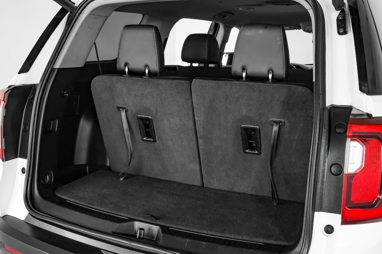 2023 GMC Acadia SLT AWD GMC PRO SAFETY PLUS BLIND SPOT ASSIST NAVIGATION LEATHER Carrollton TX