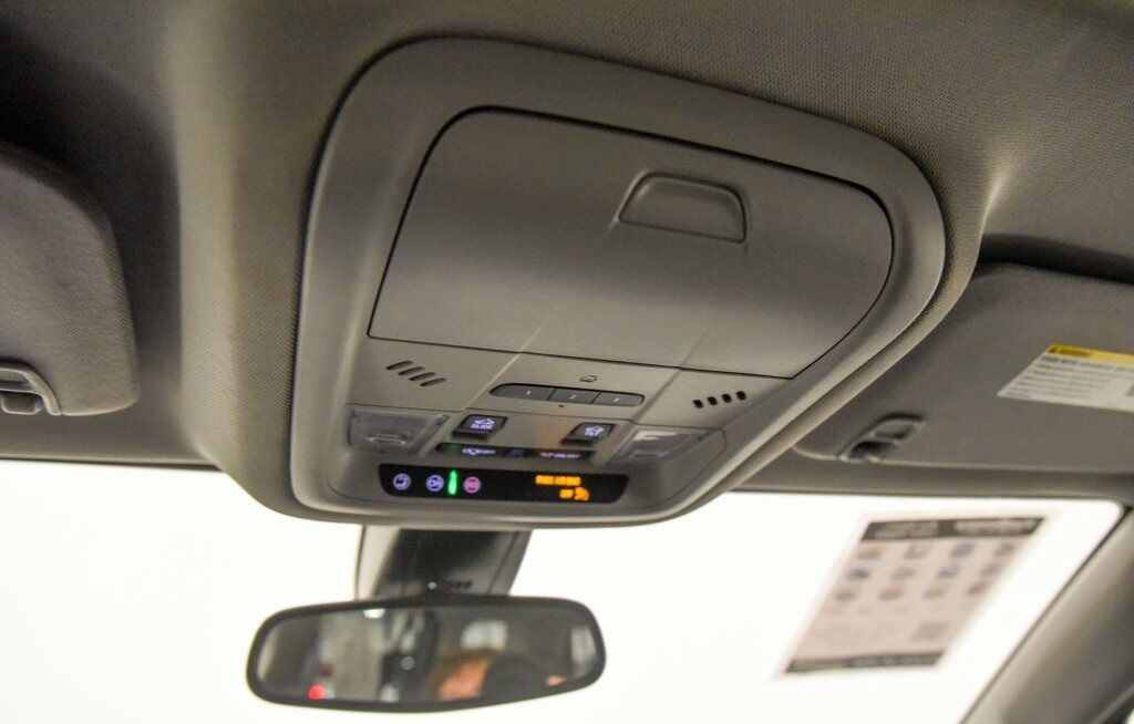 2023 GMC Acadia SLT Akron