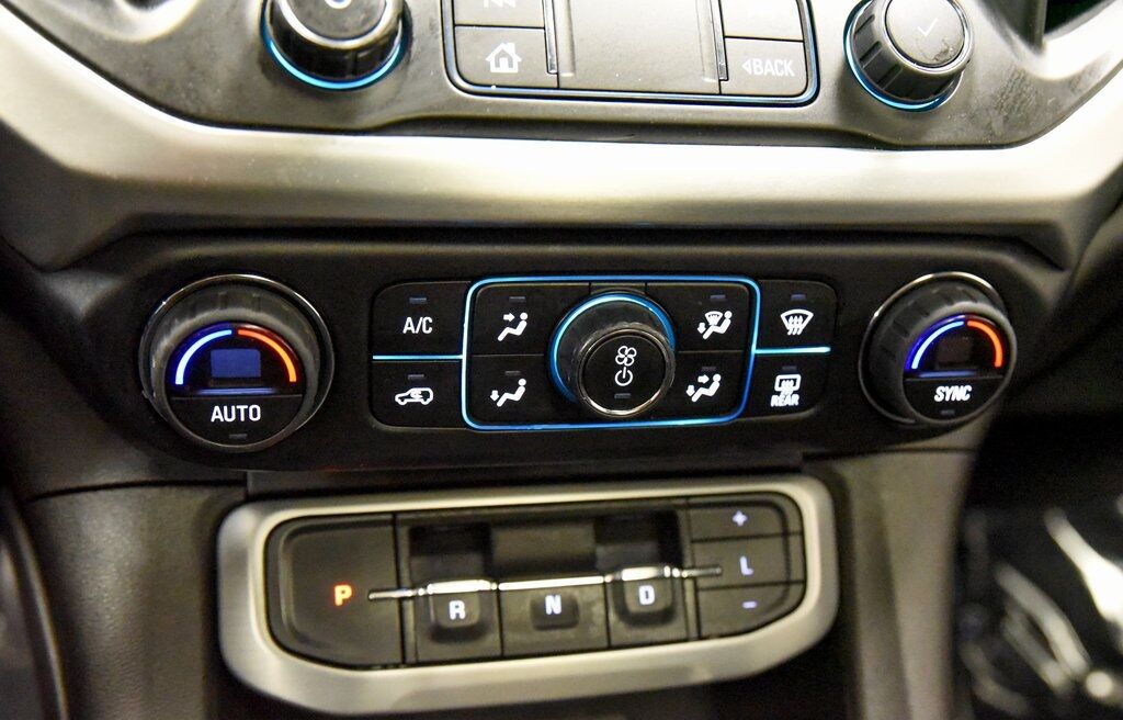 2023 GMC Acadia SLT Akron