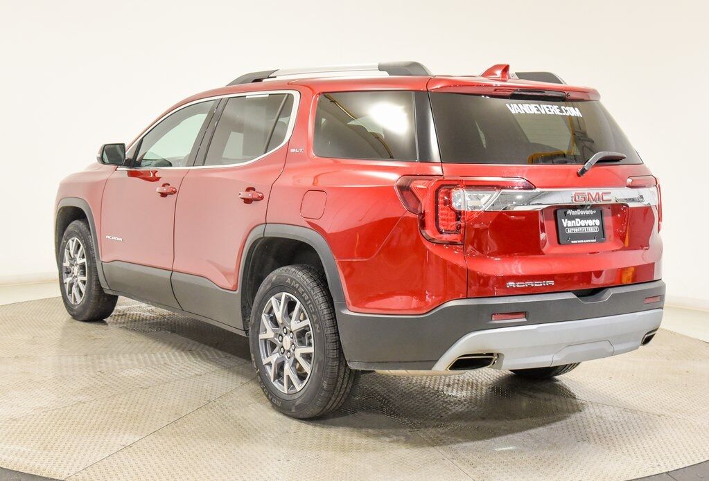 2023 GMC Acadia SLT Akron