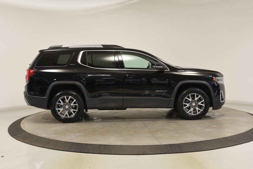 2023 GMC Acadia SLT Akron