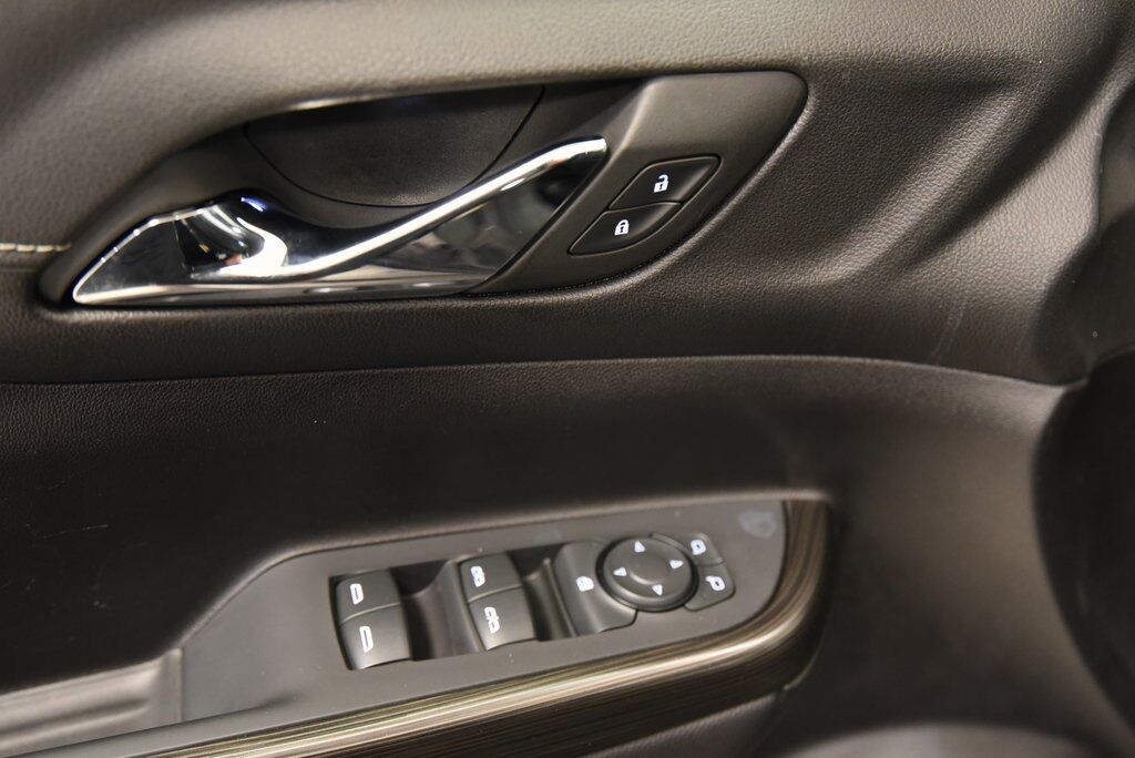 2023 GMC Acadia SLT Akron