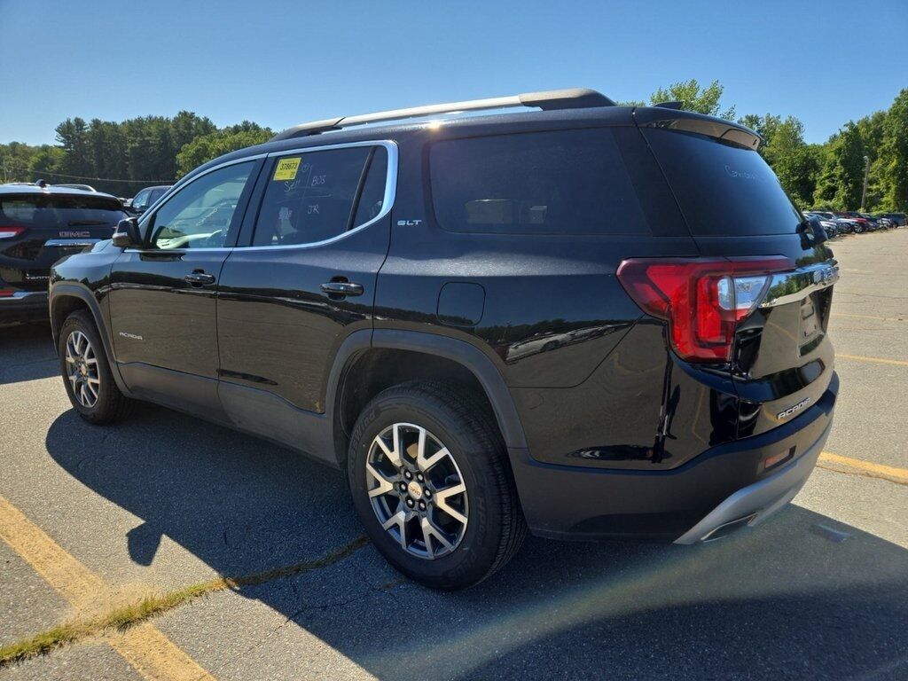 2023 GMC Acadia SLT Akron