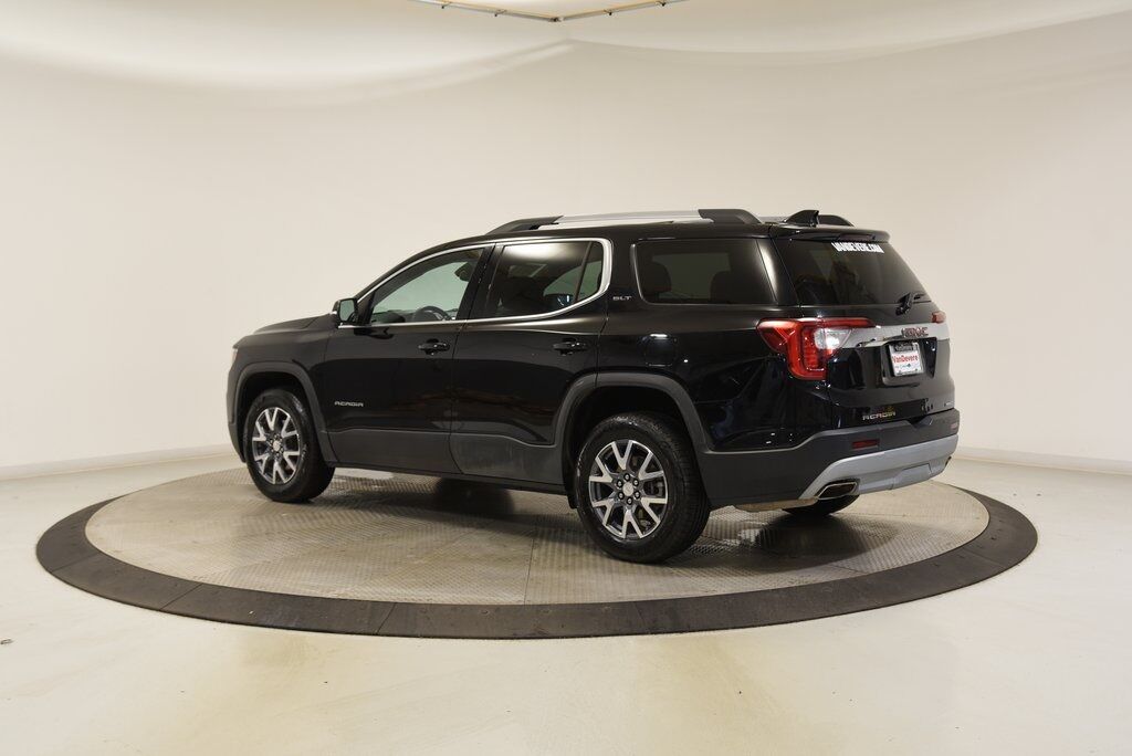 2023 GMC Acadia SLT Akron