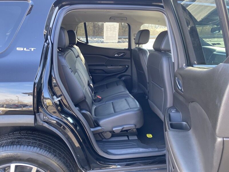 2023 GMC Acadia SLT Bristol  PA