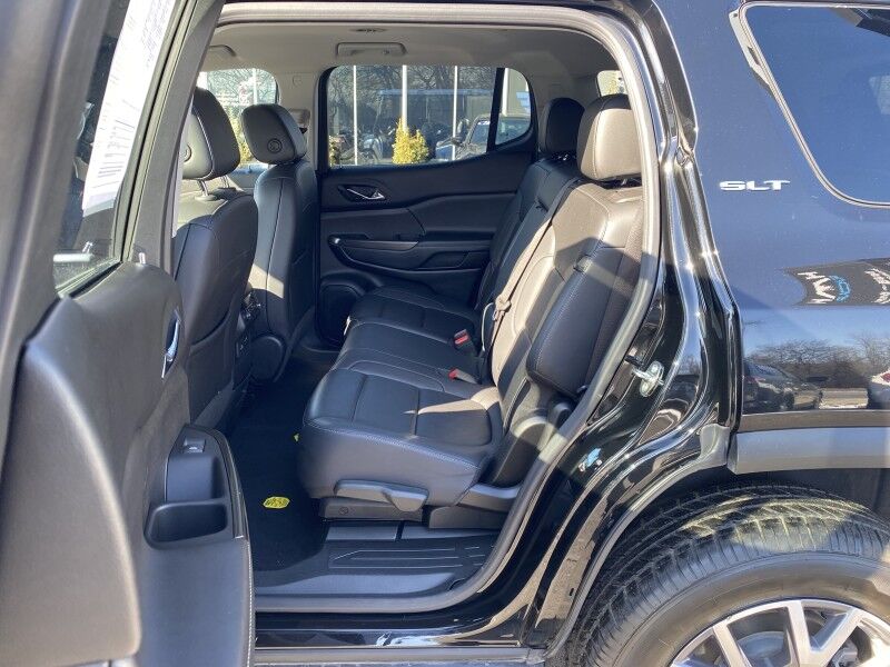 2023 GMC Acadia SLT Bristol  PA