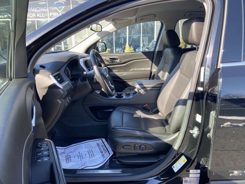 2023 GMC Acadia SLT Bristol  PA