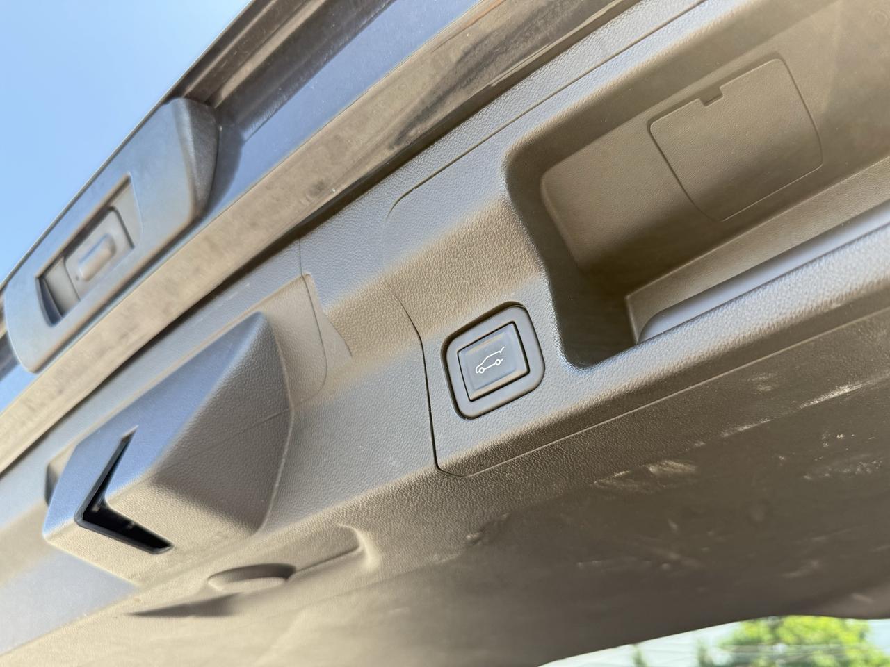 2023 GMC Acadia SLT Crestwood KY