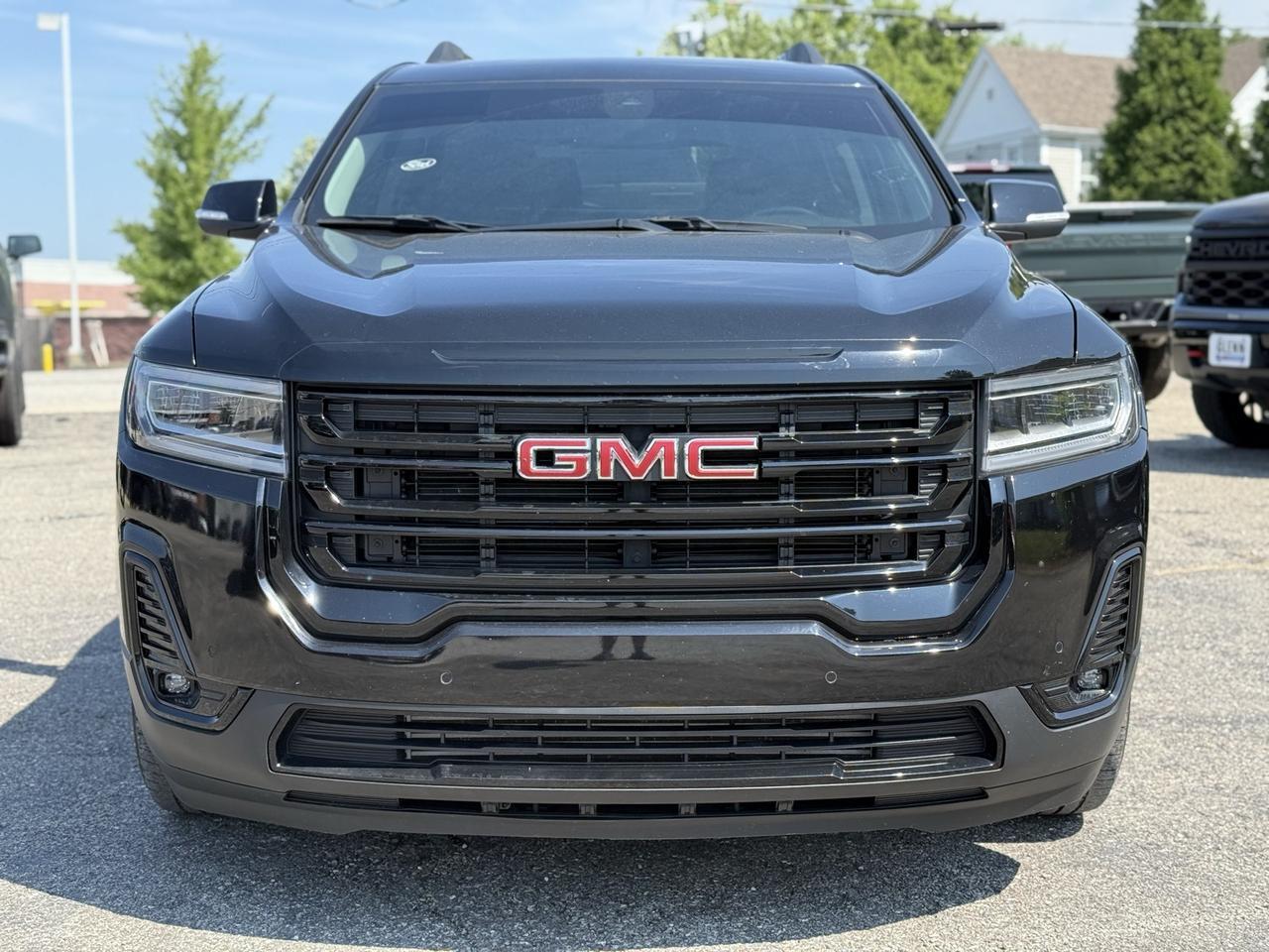 2023 GMC Acadia SLT Crestwood KY