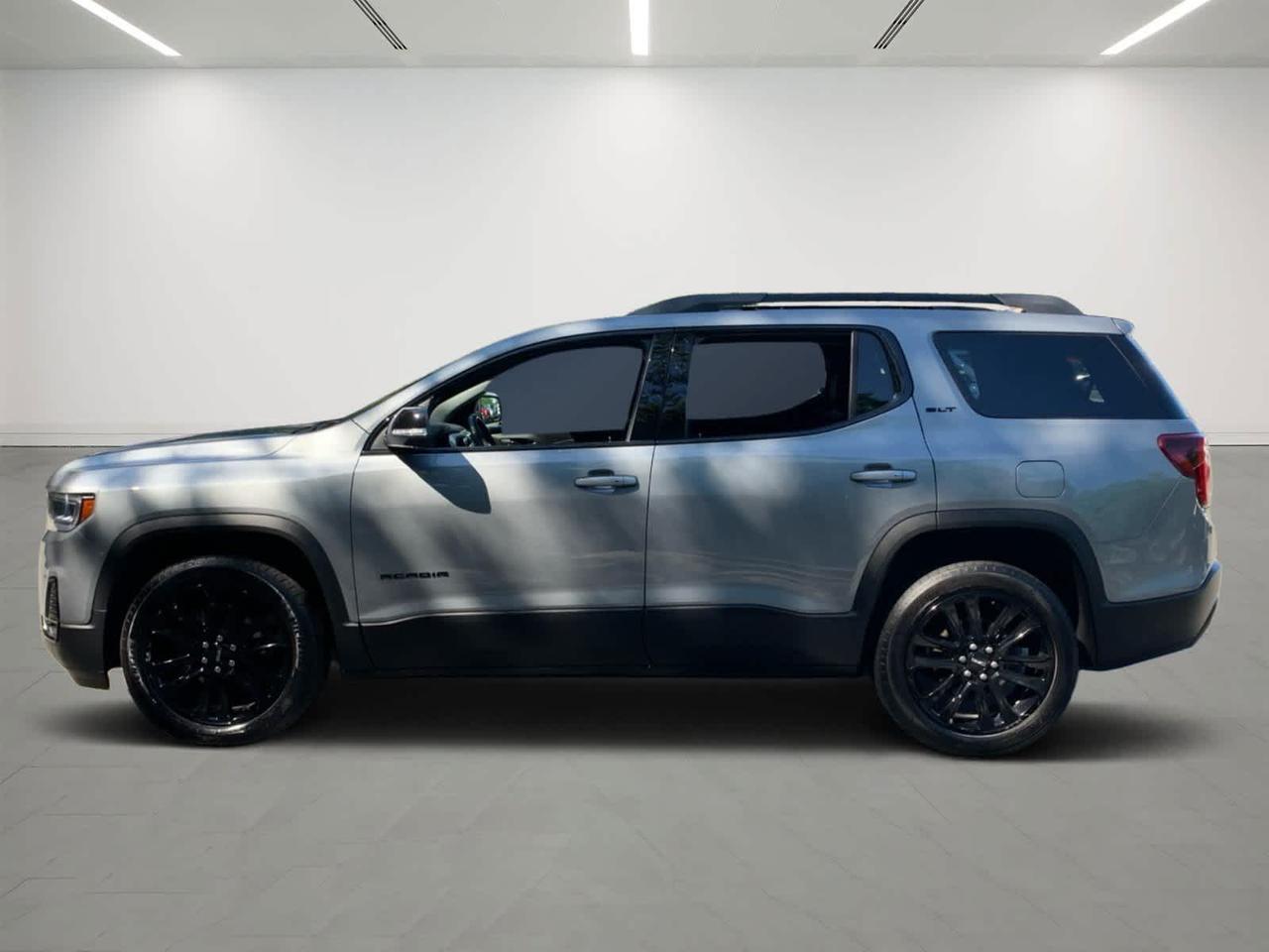 2023 GMC Acadia SLT Dartmouth MA