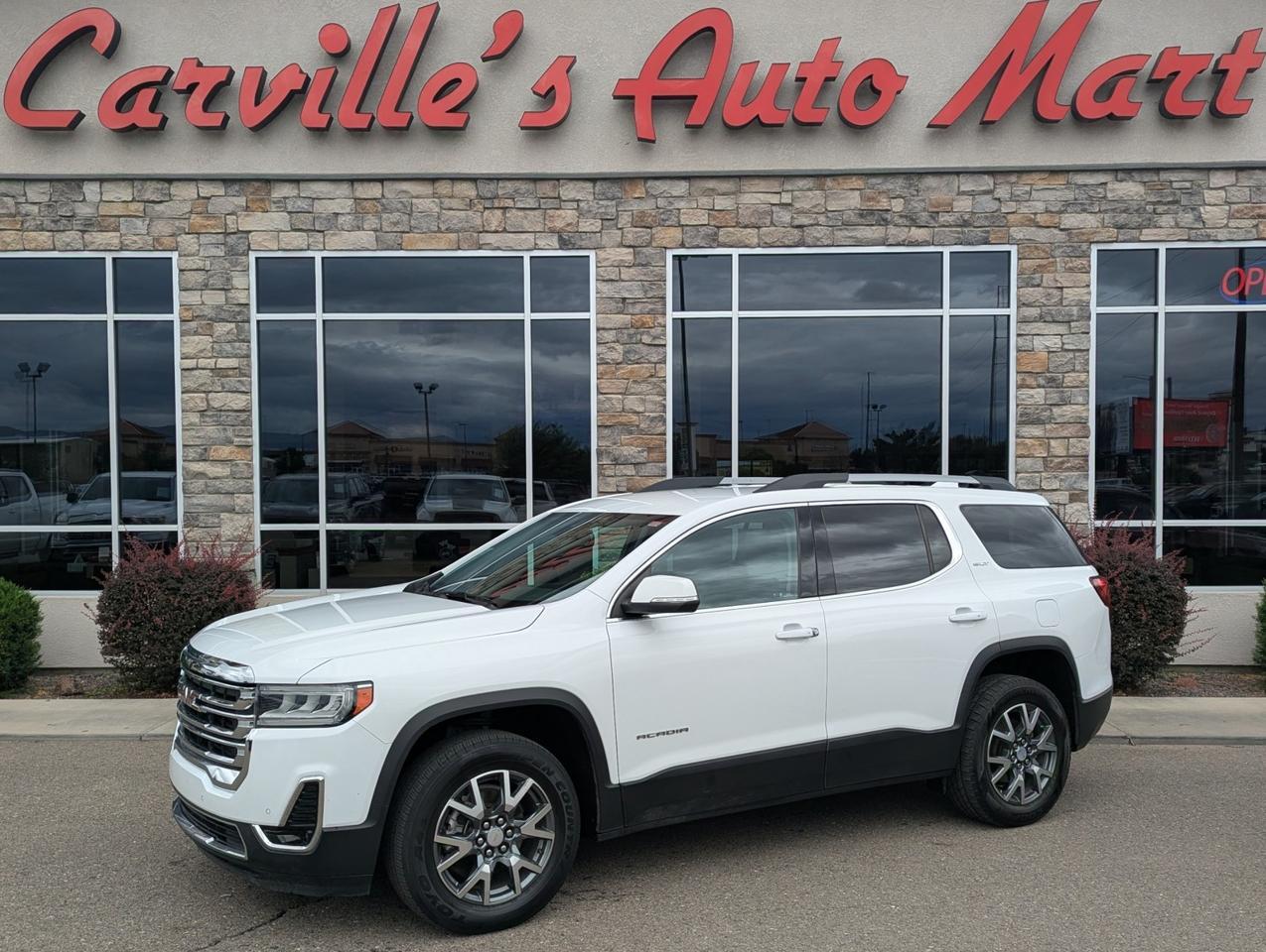 2023 GMC Acadia SLT