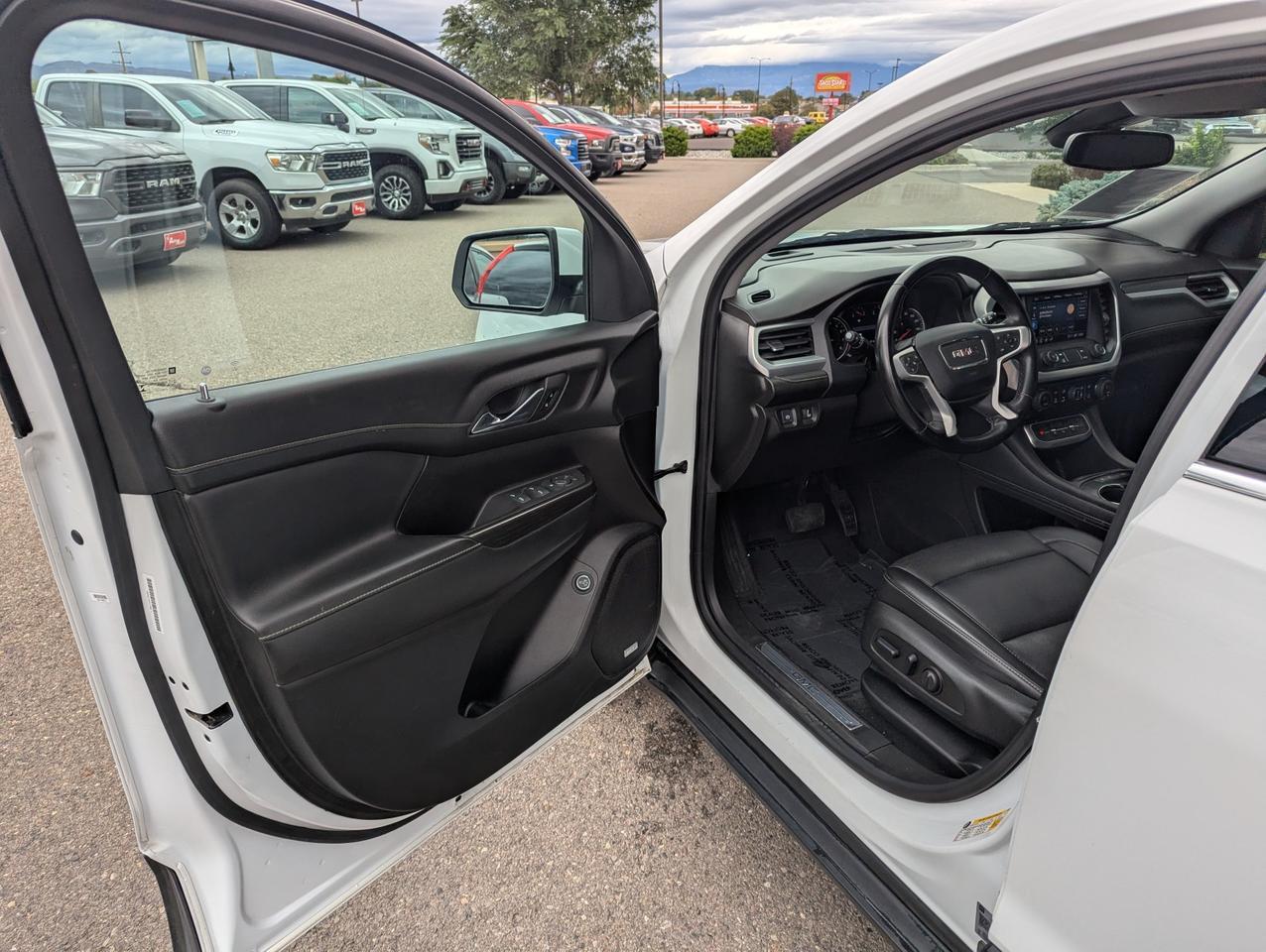 2023 GMC Acadia SLT Grand Junction CO