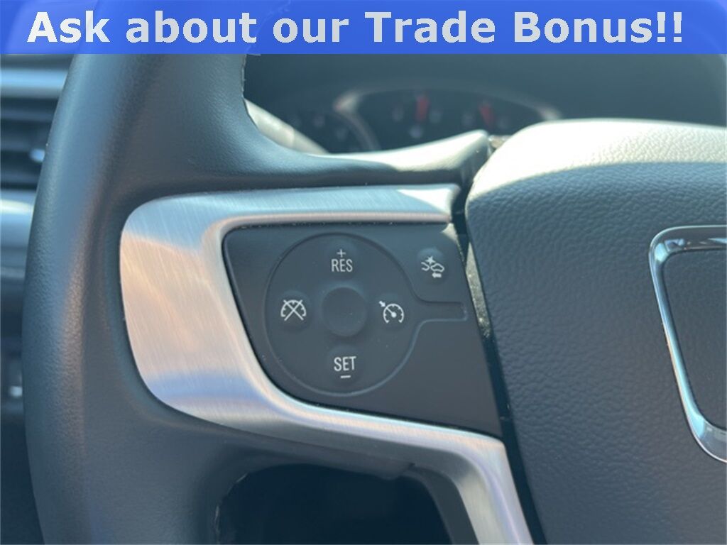 2023 GMC Acadia SLT Green Bay WI