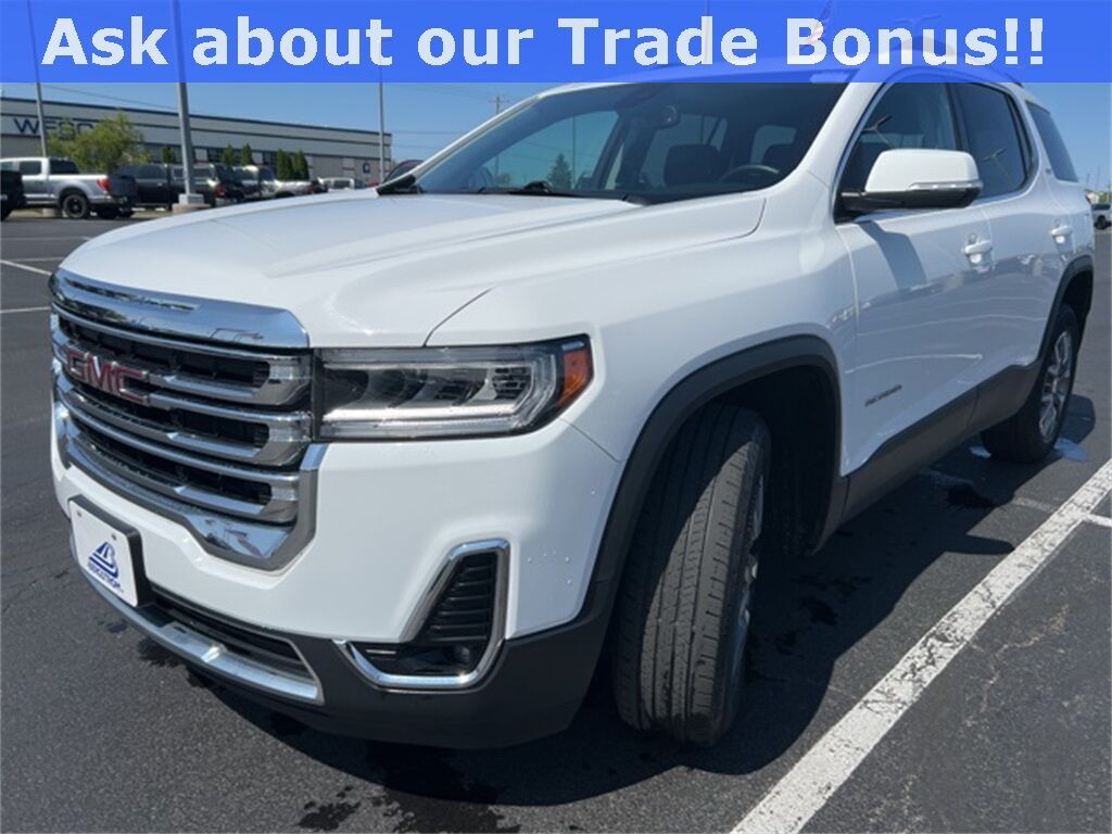 2023 GMC Acadia SLT Green Bay WI