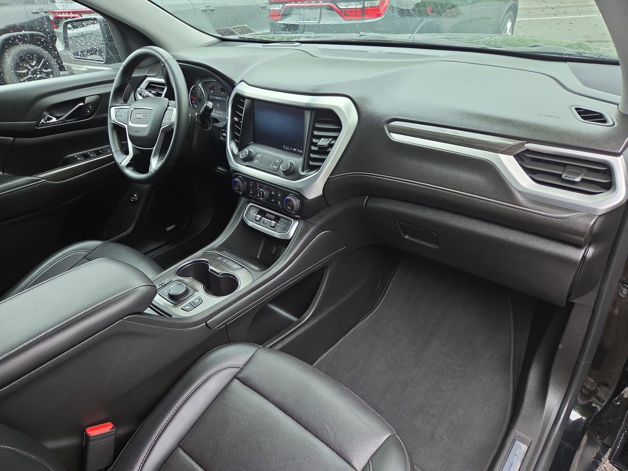 2023 GMC Acadia SLT Hamburg PA