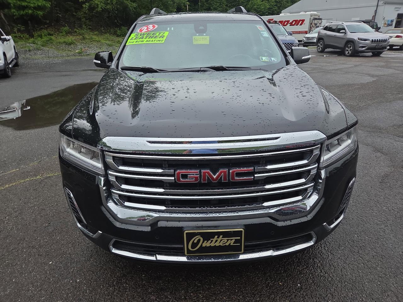2023 GMC Acadia SLT Hamburg PA
